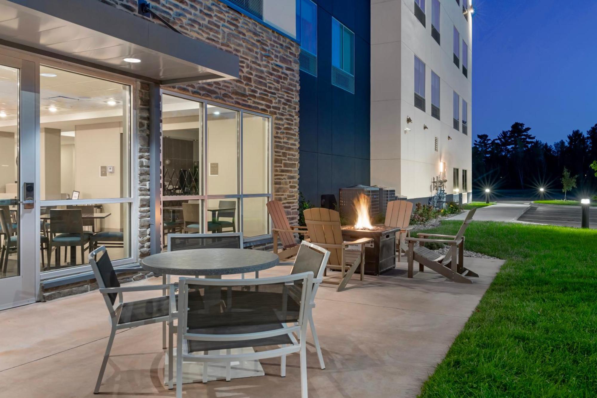 Best Western Plus Grand Rapids Mn Экстерьер фото
