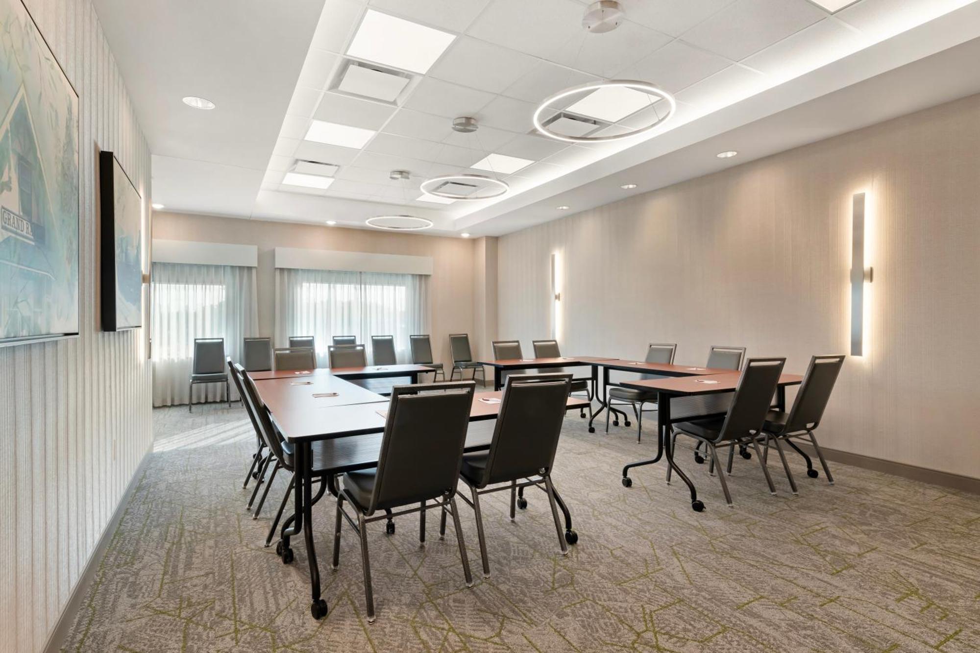 Best Western Plus Grand Rapids Mn Экстерьер фото